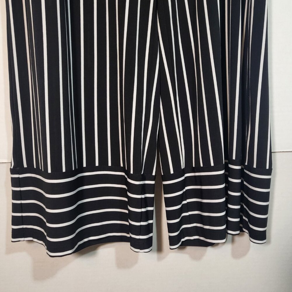 Studio by d&co Women's Wide Leg Striped Capris Size Large Black & White Stripes - Picture 4 of 8